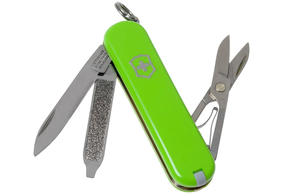 Rechtstreeks Van De Fabrikant Victorinox Classic SD Colors, Smashed Avocado 0.6223.43G Zwitsers zakmes